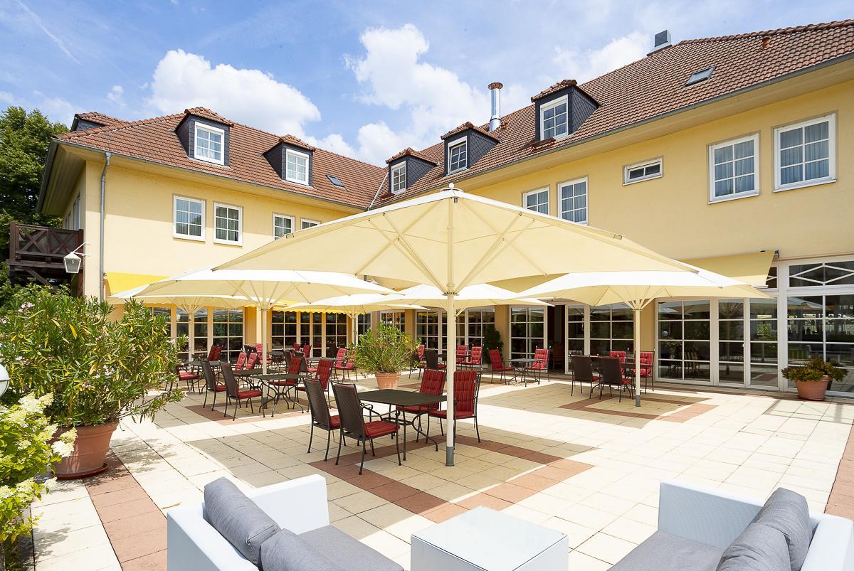 Schlosshotel Neckarbischofsheim Exterior foto
